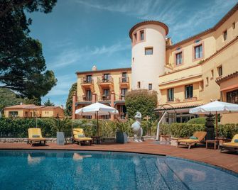 Ermitage de l'Oasis & Spa - Cannes Mandelieu - Мандельє-ла-Напуль - Будівля