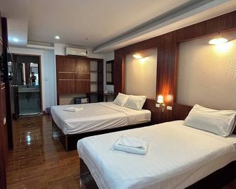 Vang Vieng Rock Backpacker Hostel - Vang Vieng - Schlafzimmer