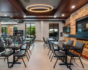 Quality Inn And Suites Levis - Levis - Restaurace