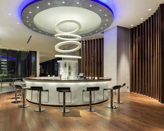 Novotel Hyderabad Airport - Hyderabad - Bar