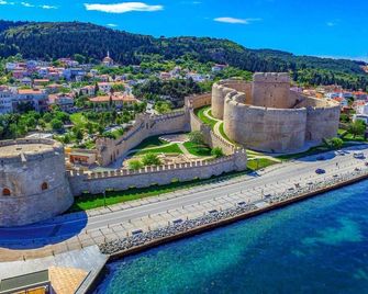 Çanak Hotel - Çanakkale - Outdoor view