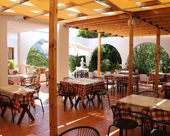 Eristos Beach Hotel - Livadia - Restaurant