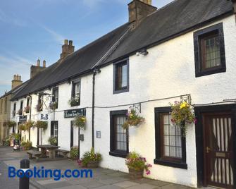 Auld Cross Keys Inn - Hawick - Building