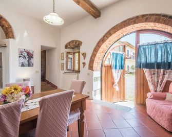 Poggio Primo - Trilocale Carlotta - Castiglion Fibocchi - Dining room