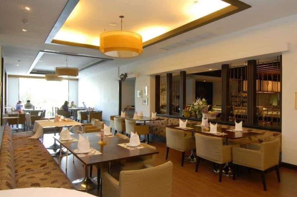 Sunee Grand Hotel&Convention Center