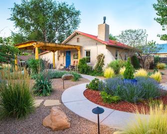 Casa La Huerta - Alburquerque - Patio