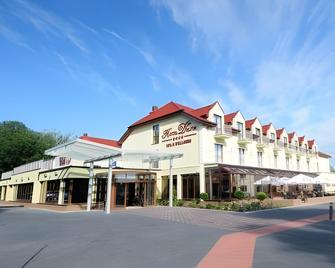 Hotel Delfin Spa&wellness - Dąbki - Building