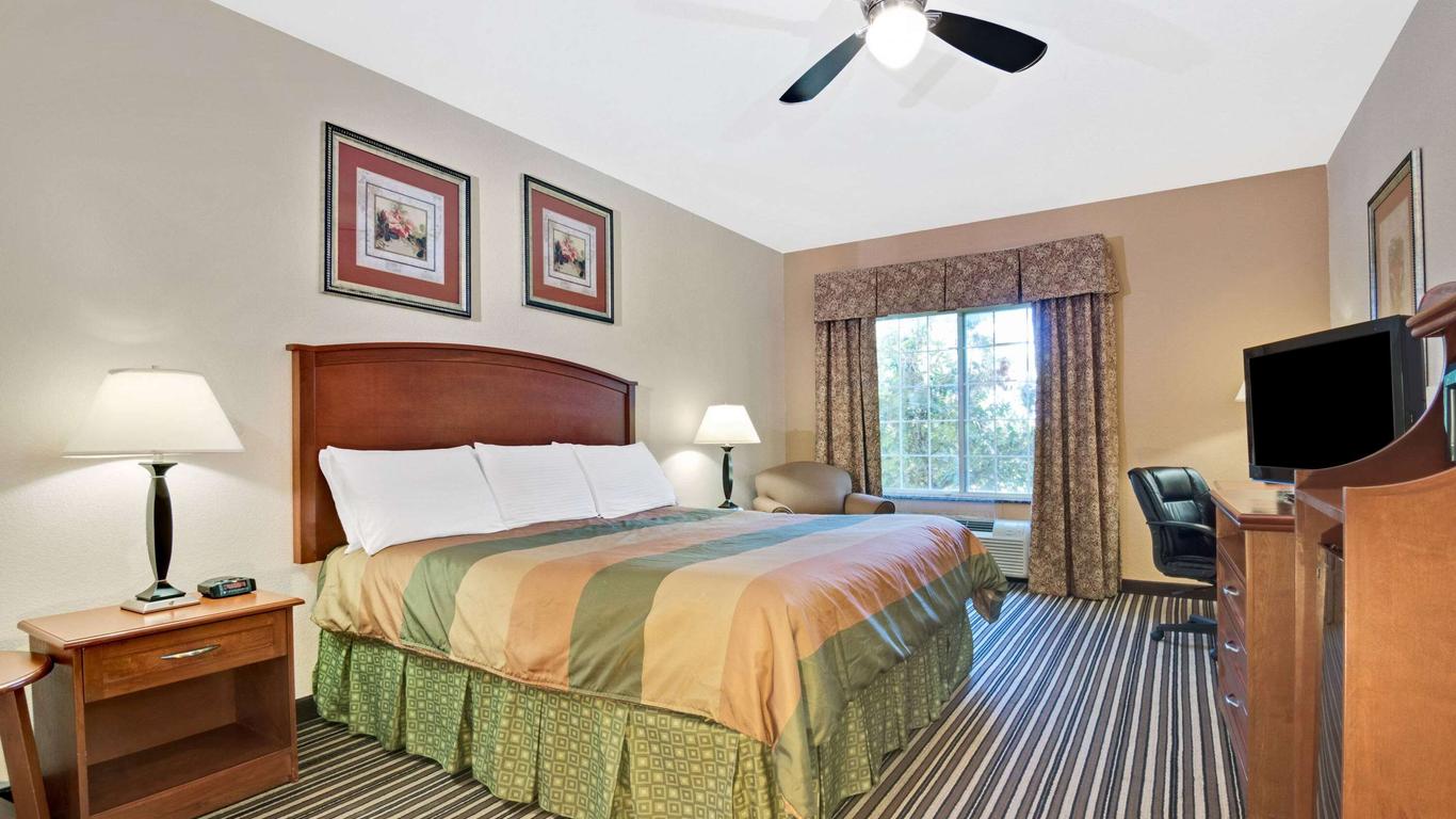 سوبر 8 باي ويندام أوستن/أيربورت ساوث