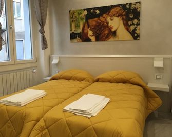 Picaflor Art & Rooms - מילאנו - חדר שינה