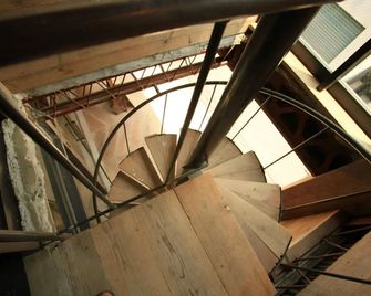 Kamp Houkan-cho Backpacker's Inn & Lounge - Okayama - Portaat
