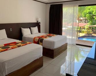 Hotel Manuel Antonio Park - Manuel Antonio - Bedroom