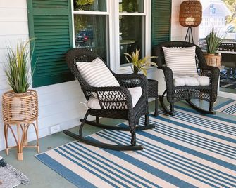 Historical House close to the Chain O Lakes, Crystal River, hiking & shops - Waupaca - Terasa