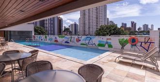 Holiday Inn Natal, An IHG Hotel - Natal - Pool