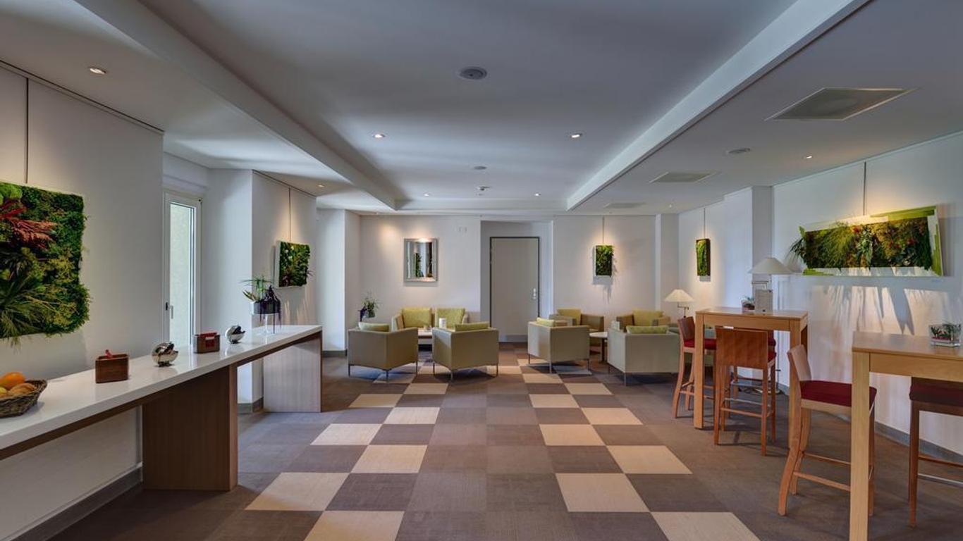 Hotel La Longeraie