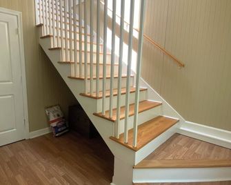 Mountain top cabin in the heart of the Uwharrie National Forest! - Troy - Escaleras