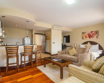 Taarifa Suites by Dunhill Serviced Apartments - Nairobi - Sala de estar
