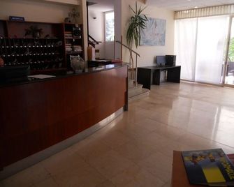 Places Hvar Villas by Valamar - Stari Grad - Recepce