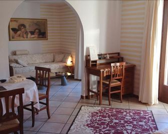 B&B Romy Rocker - Verona