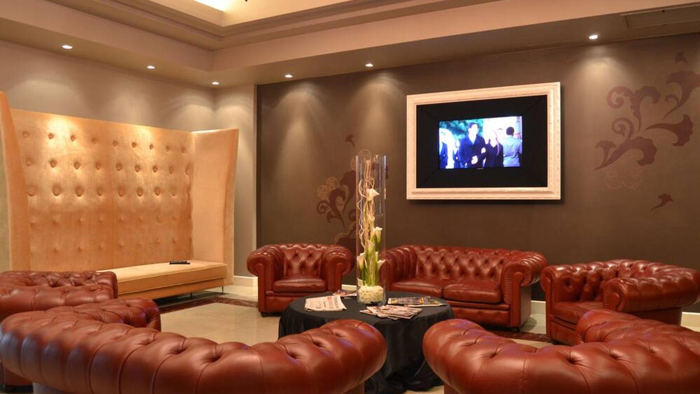 هوتل جوليا أوشن كلوب