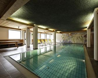 Hotel Am Fels - Senales - Pool
