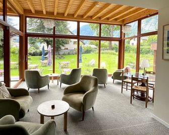 hôtel oberland - Le Bourg-dʼOisans - Lounge