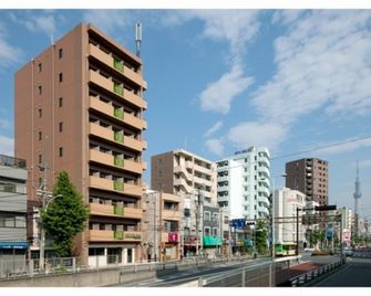 Hotel Maruchu Centro - Tokyo - Building