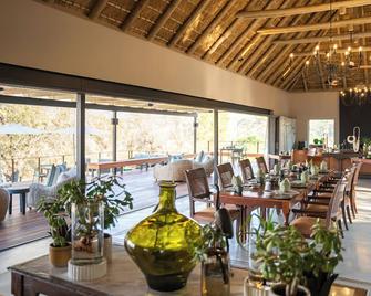 Thornybush Simbambili Lodge - Phungwe - Restaurante