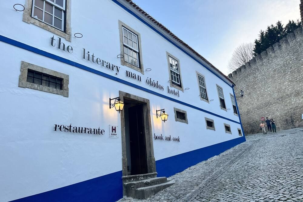 The Literary Man Obidos Hotel