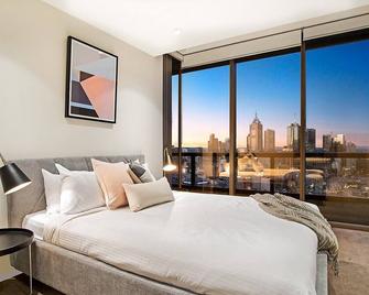 Southbank Apartments - Freshwater Place - Melbourne - Bedroom