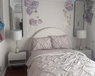 Edisonhollywood - Edison - Bedroom