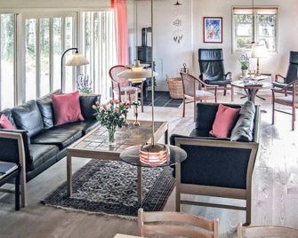 Holiday Home Fyrmarken Hvide Sande Iii - Hvide Sande - Living room