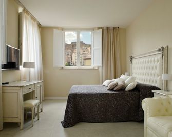 Villa del Sole Siena - Siena - Schlafzimmer