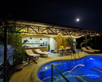 Casa Arcoiris Zihuatanejo B&B - Zihuatanejo - Piscina