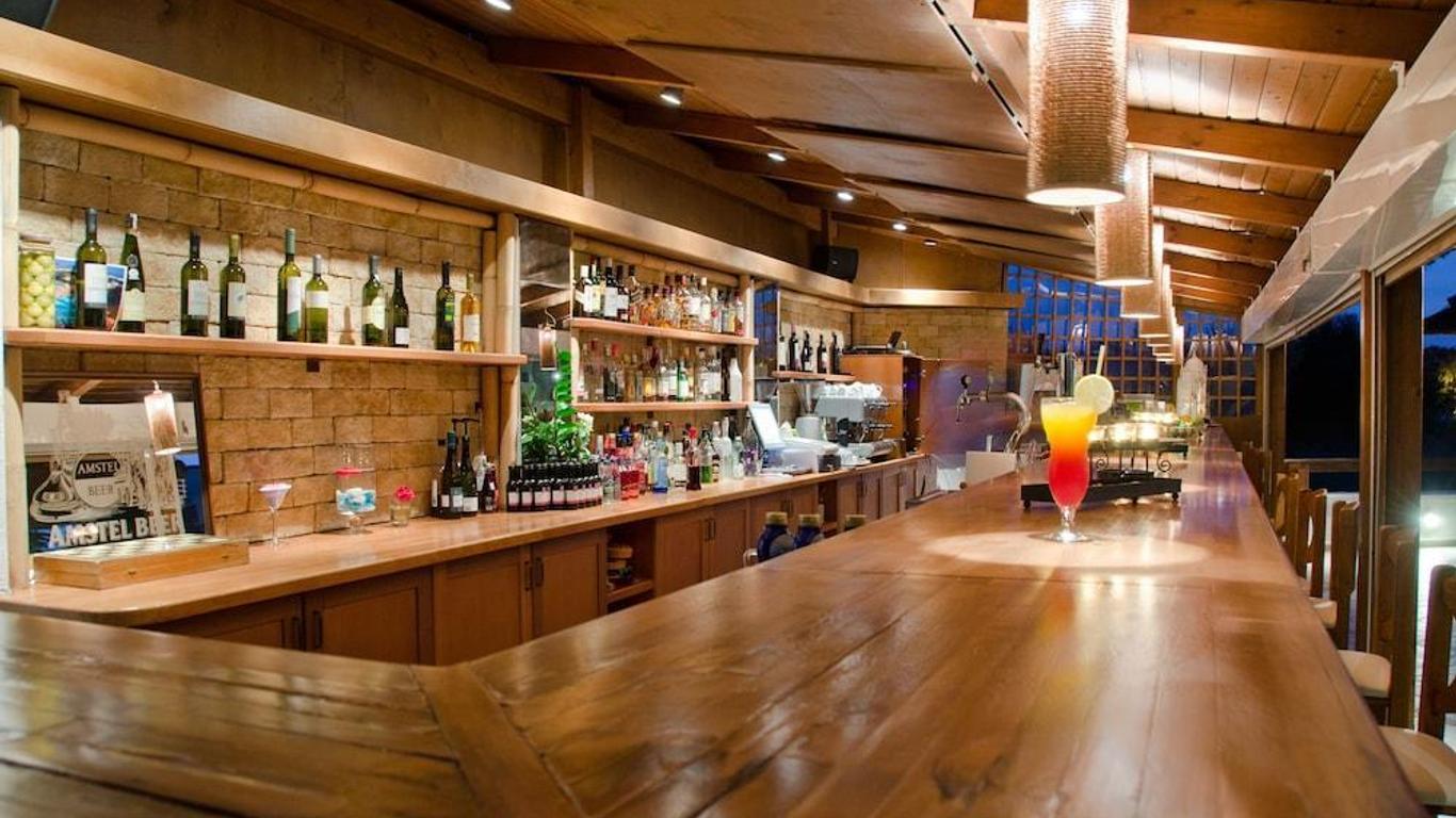 ناكسوس ريزورت بيتش هوتل