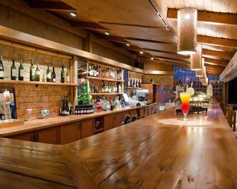 Naxos Resort Beach Hotel - נאקסוס - בר