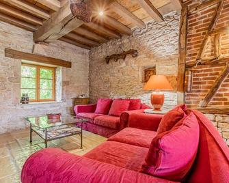 La chaumière de Laives - Étrigny - Sala de estar