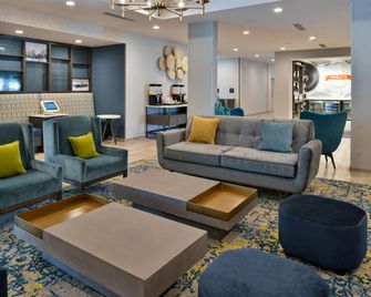 Hampton Inn by Hilton Cedar Falls Downtown - Cedar Falls - Lounge