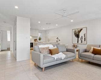 Casa Allura - Coolum Beach - Wohnzimmer