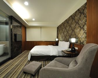 Sun Sweet Hotel - Yilan City - Yatak Odası