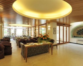 Lvg Hotel Collection - Majestic - Alassio - Resepsjon