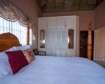 Leela's Manor - Montego Bay - Chambre