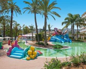 Iberostar Waves Ciudad Blanca - Puerto de Alcudia - Pool
