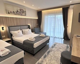 Continental Hotel - Ulcinj