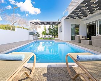Villa Catalina - Ayia Napa - Pool