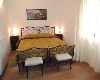 Agriturismo Il Colle - Siena - Sypialnia