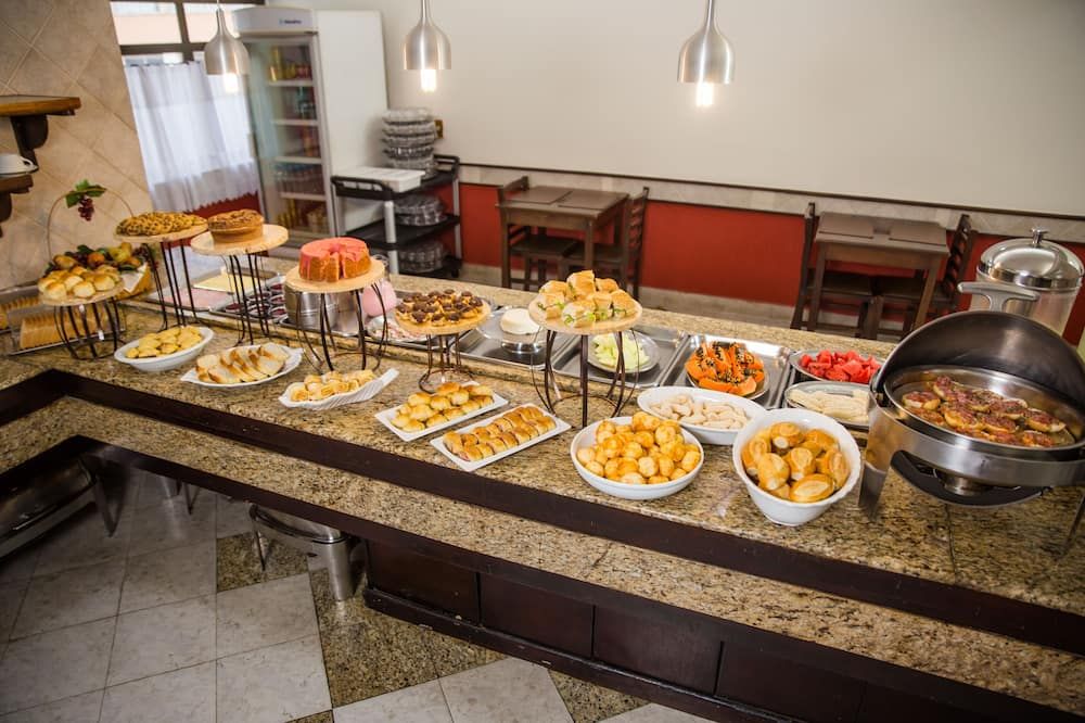 Lisboa Hotel - Poços de Caldas - Buffet