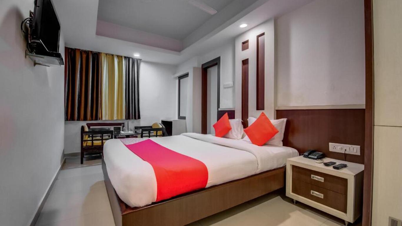 OYO 4312 Hotel Park Street