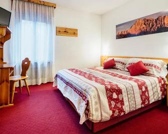 Hotel Coldai - Alleghe - Habitación