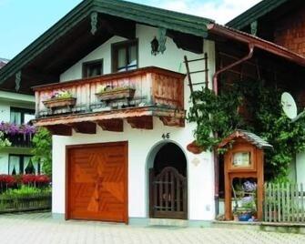 Haus Mayer - Chiemgau Karte - Inzell - Budynek