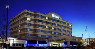 Hilton Winnipeg Airport Suites - Winnipeg